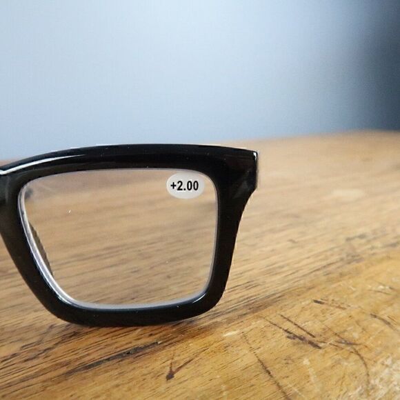 RETRO TRENDY BLACK UNISEX READER GLASSES +2.00 NWT - Picture 4 of 5